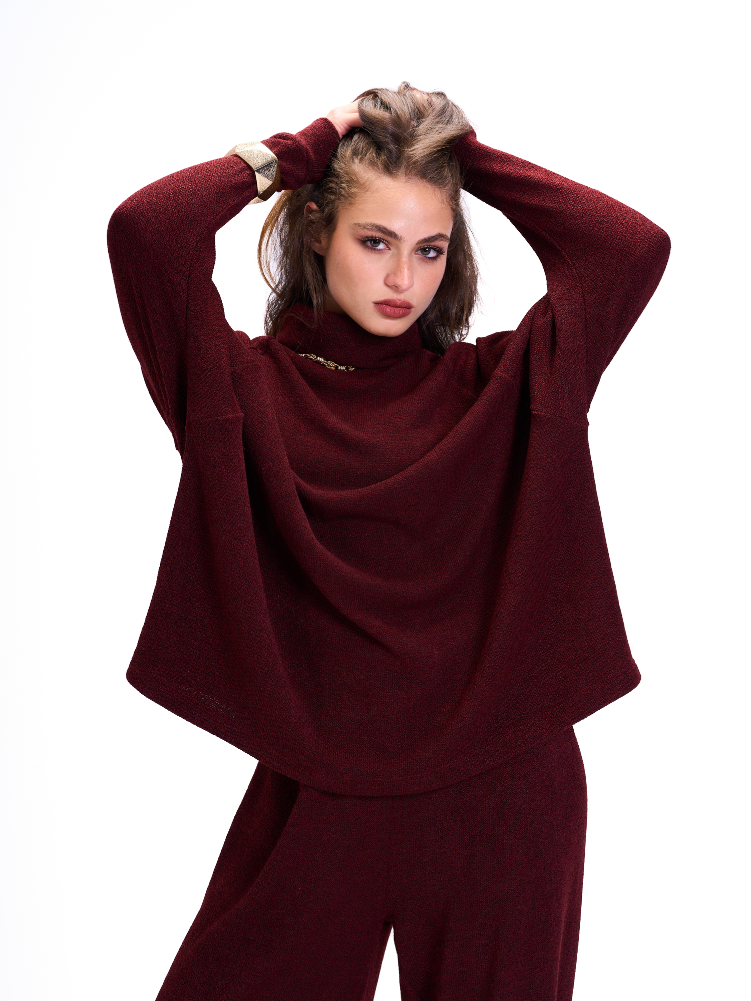 Cozy Charm Burgundy Set