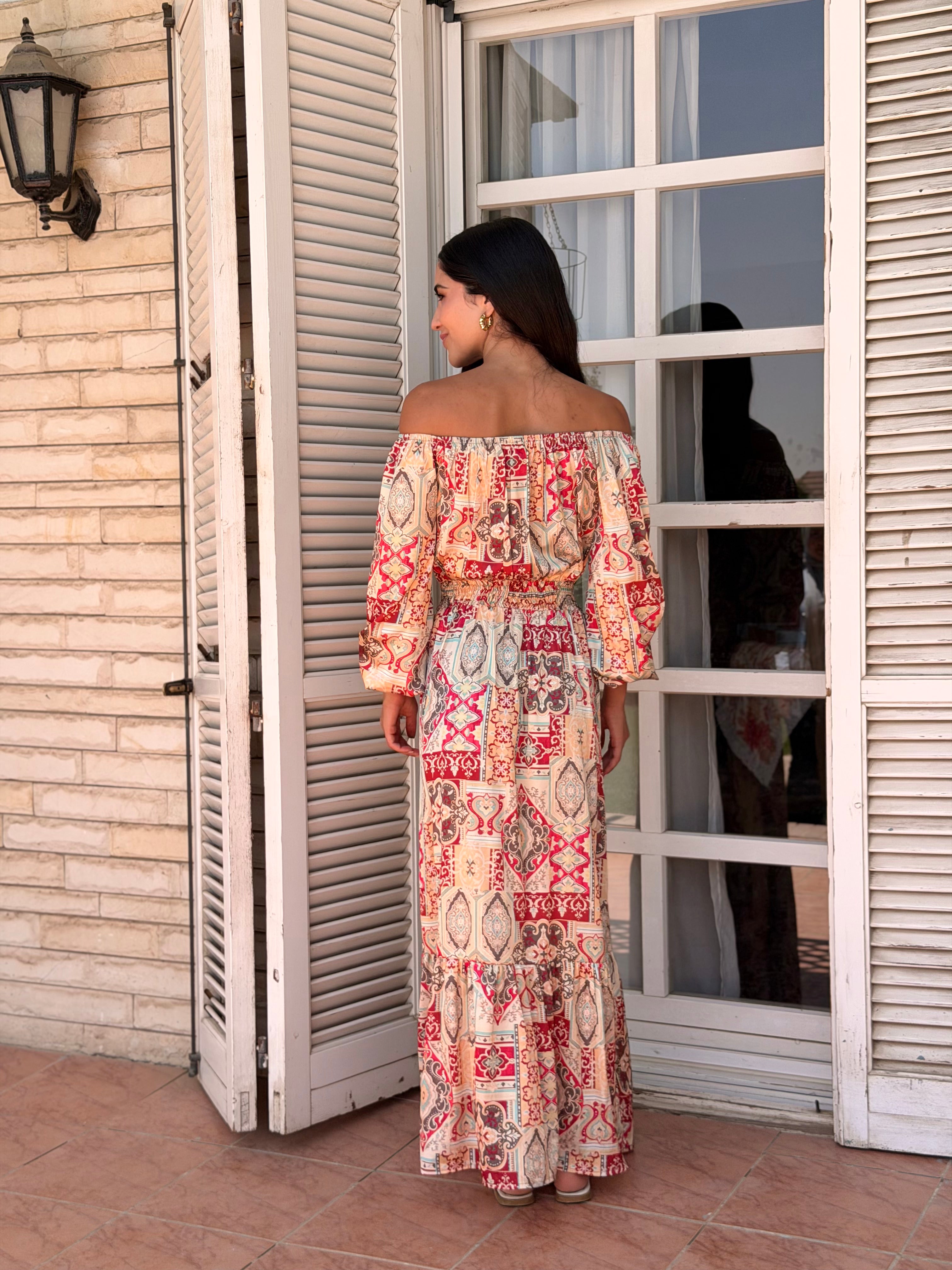 Off-Shoulder red Maxi Dress