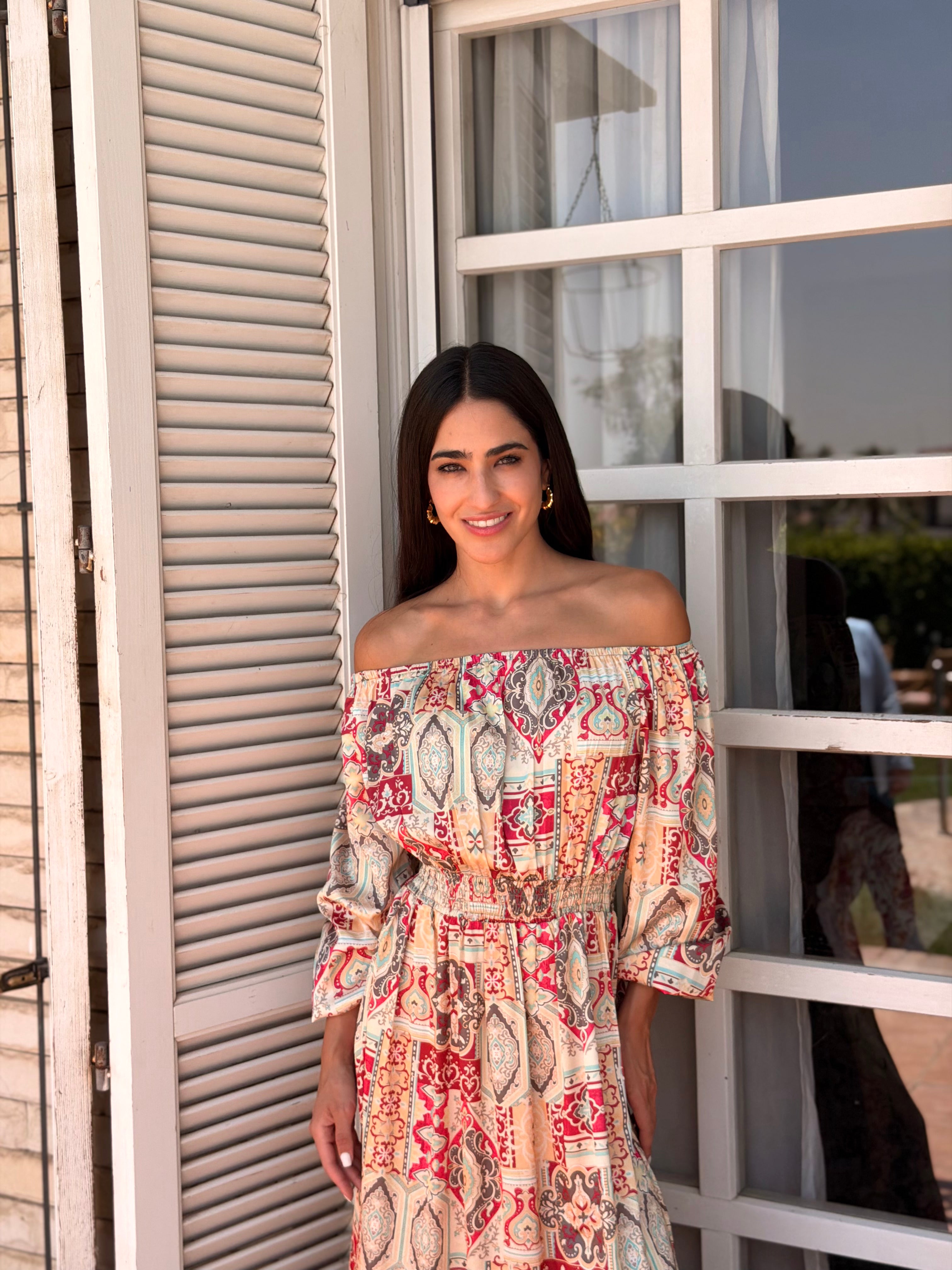 Off-Shoulder red Maxi Dress