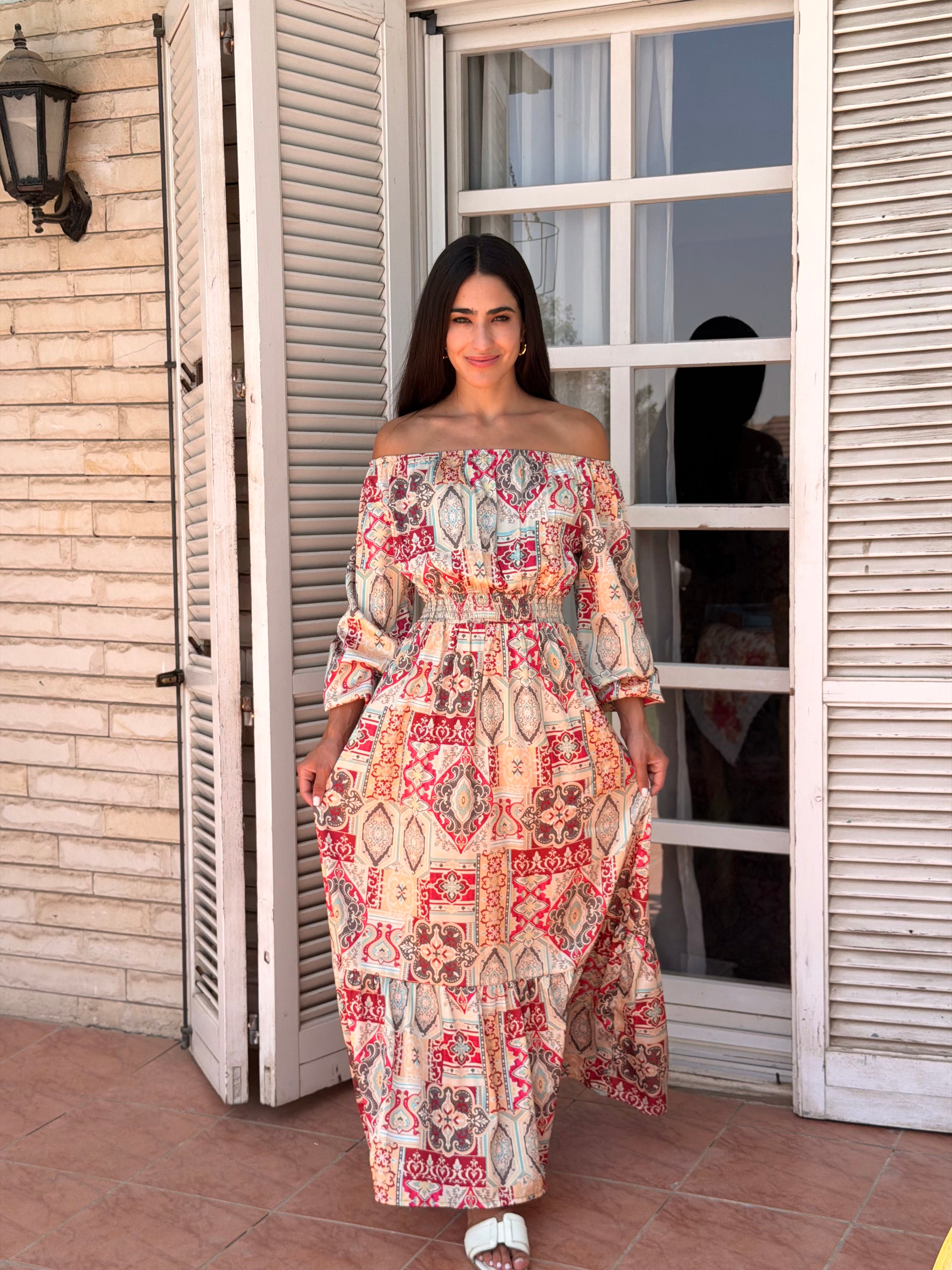 Off-Shoulder red Maxi Dress