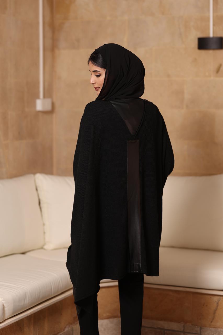 Glowear 2026 leather and knitted wool ponsho