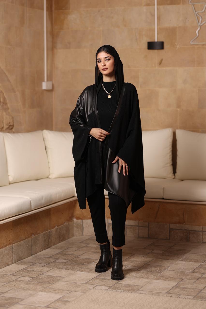 Glowear 2026 leather and knitted wool ponsho