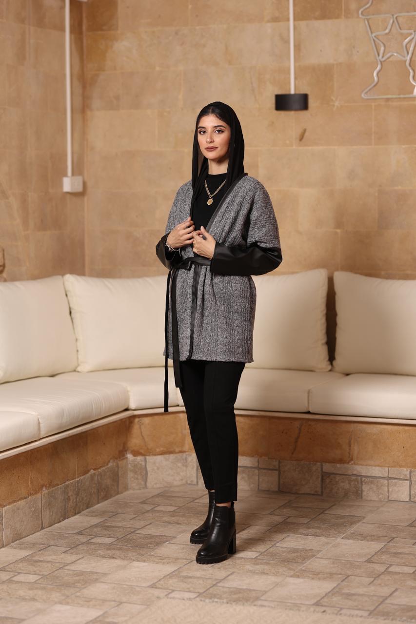 Wool and leather knitted Jacket with thin leather belt